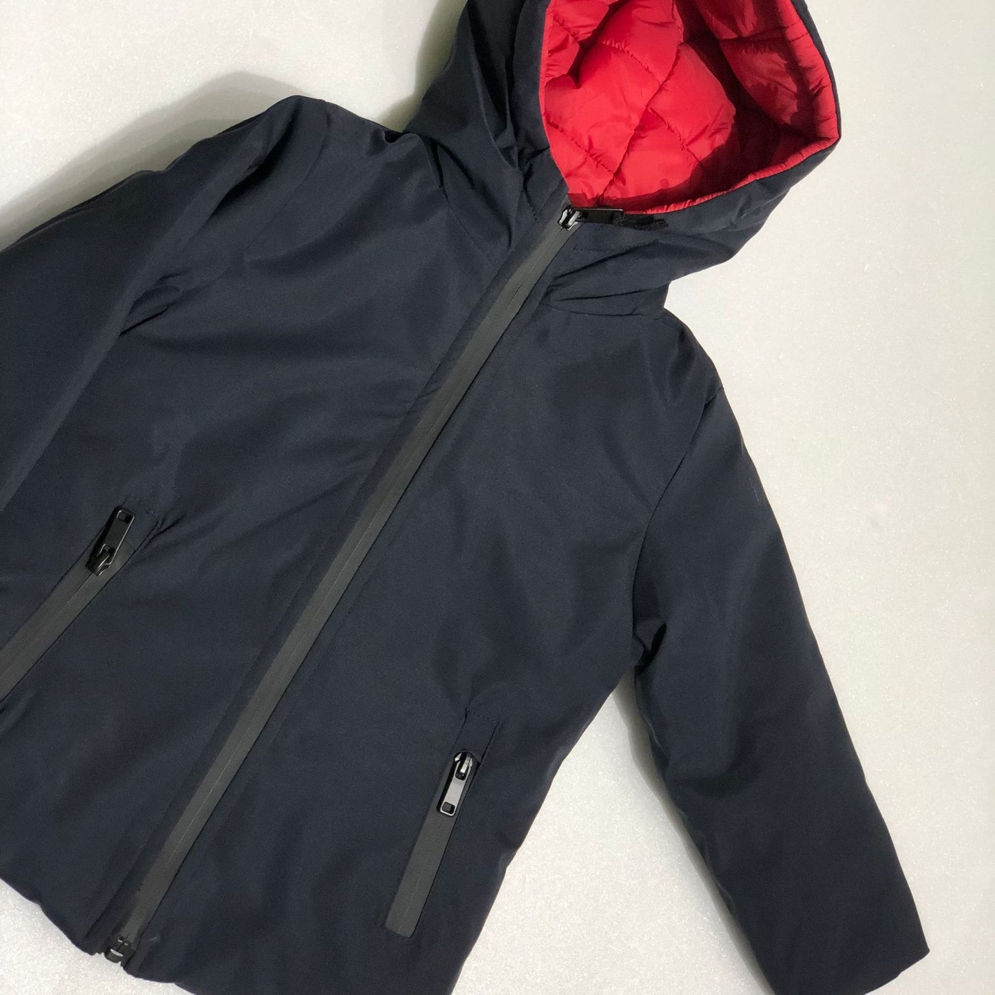 Giubbino con cappuccio