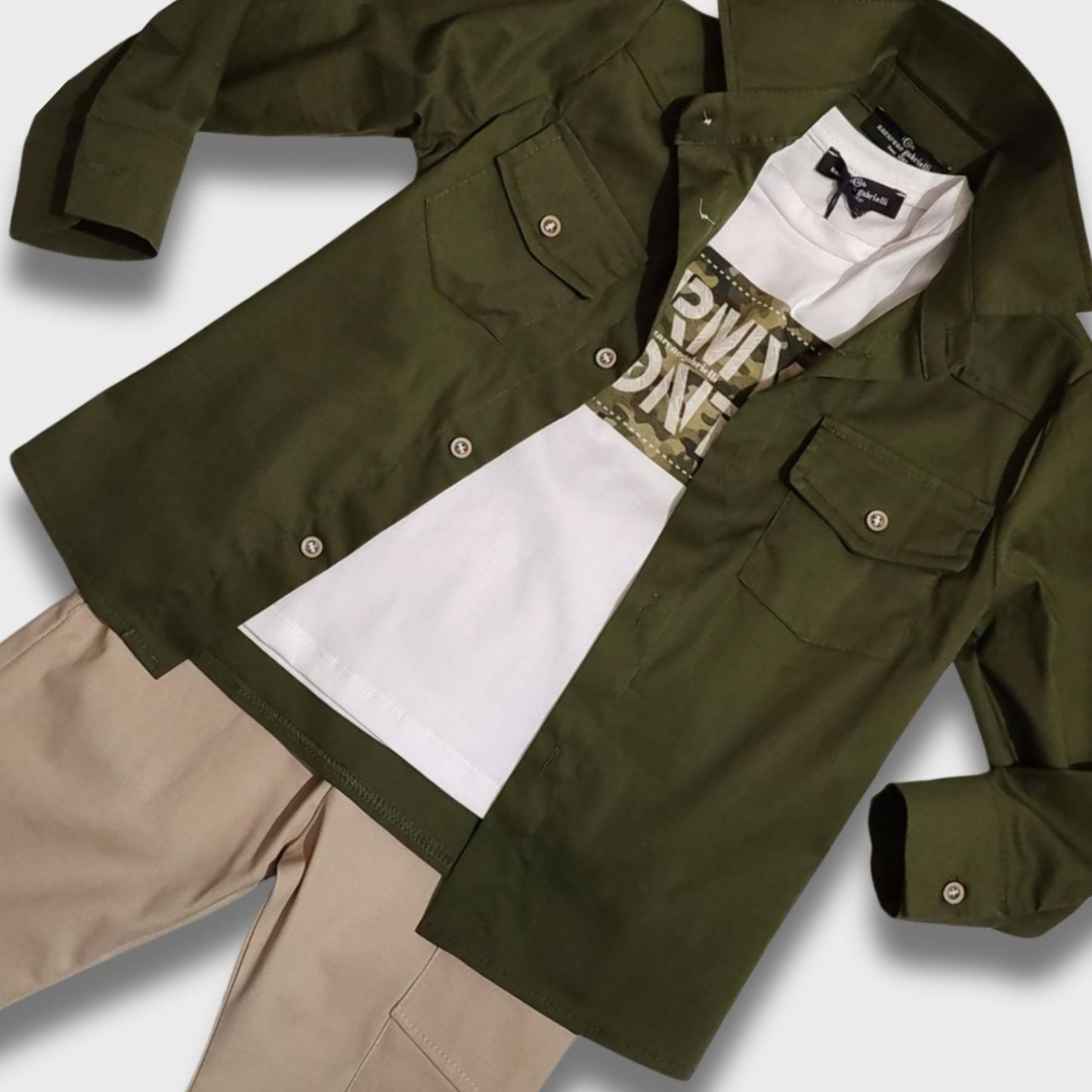 completo 3 pezzi con shirt e camicia