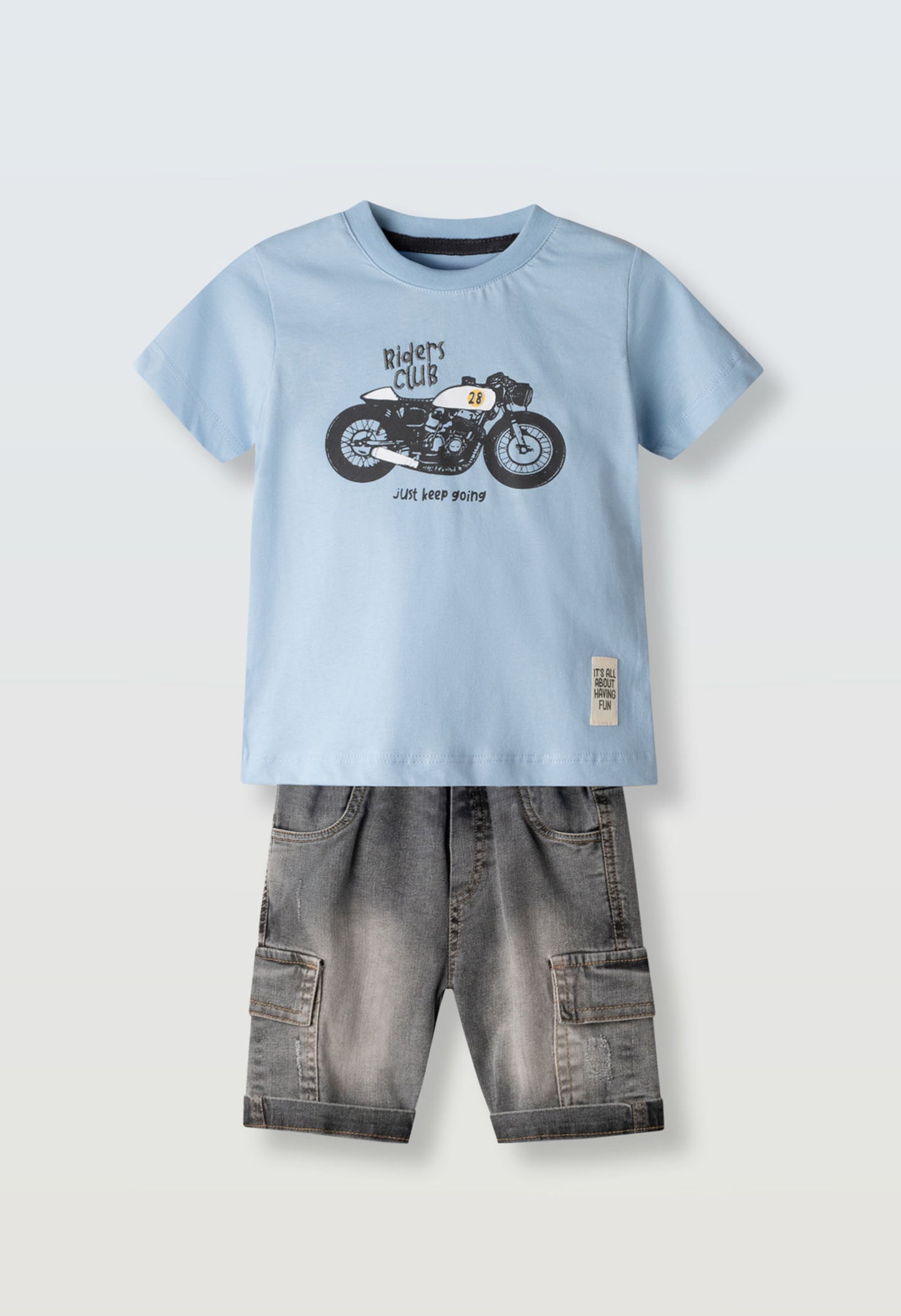 completo bimbo corto