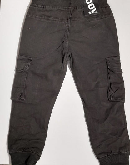 Pantalone con elastico alla caviglia