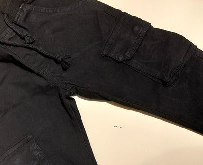 Pantalone con elastico alla caviglia